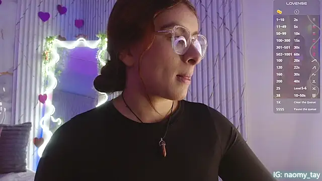 Naomy tay1 online show from 02.21.26