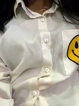 Snapshot of modelnishu chatting on 10.27.25 modelnishu online show from 10.27.25