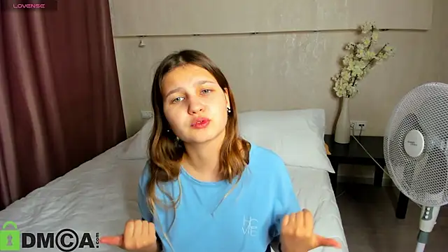 Elle Ellise online show from 10.02.25