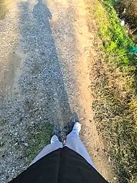 Snapshot of starvingo2002 chatting on 10.28.25 starvingo2002 online show from 10.28.25