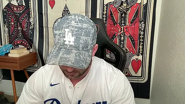 brettmycles28 online show from 01.06.26