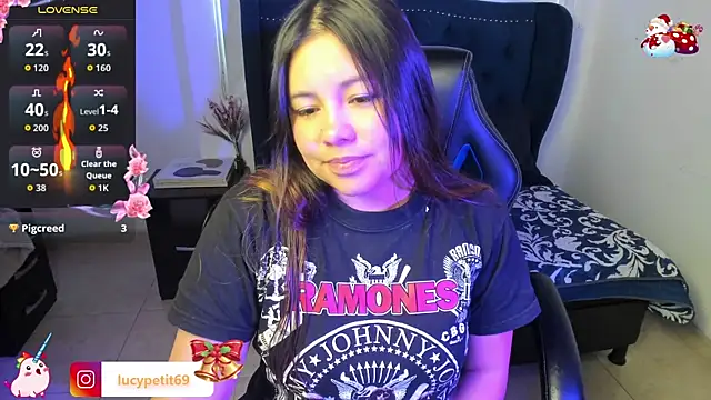 LucyPetit online show from 01.07.26