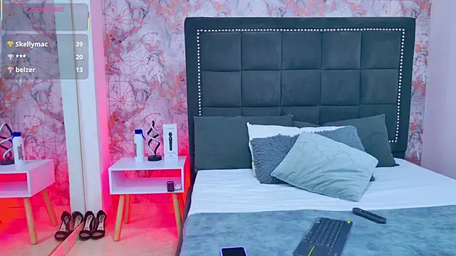 Angelique Angell online show from 10.07.25