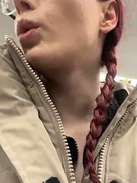 Snapshot of raen001 chatting on 03.04.26 raen001 online show from 03.04.26