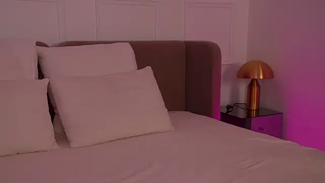 ArianaMell online show from 03.02.26