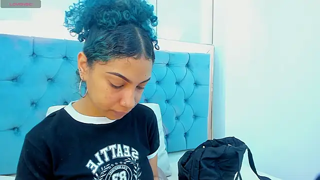 lis rous online show from 10.04.25