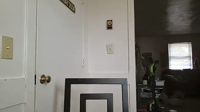 Snapshot of alwayshorny90 chatting on 11.11.25 alwayshorny90 online show from 11.11.25