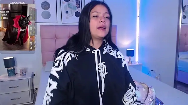 Kikii cams online show from 10.01.25