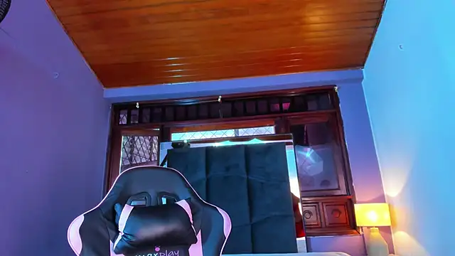 kittyy babee online show from 10.31.25