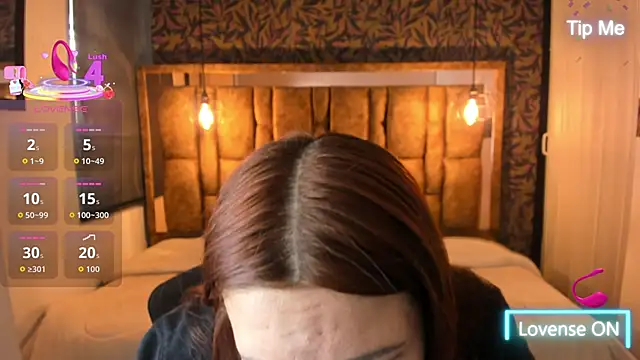 Isa Thompson   online show from 12.20.25