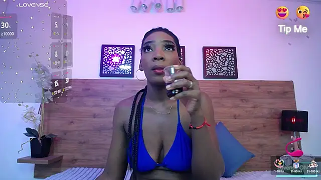 AlexandraCambell online show from 10.05.25