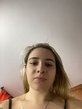 Snapshot of karla-thomsom10 chatting on 02.19.26 karla-thomsom10 online show from 02.19.26