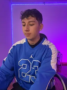 Snapshot of Casper___kyy chatting on 11.07.25 Casper kyy online show from 11.07.25