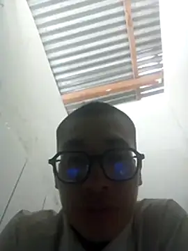 Snapshot of Marioeso chatting on 07.20.26 Marioeso online show from 07.20.26