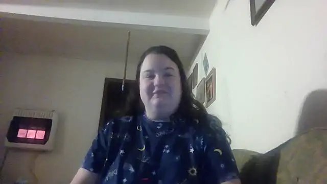 Snapshot of LittleBunny3 chatting on 12.01.25 LittleBunny3 online show from 12.01.25
