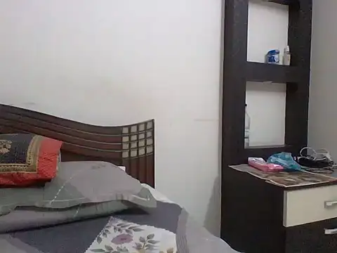 anu-anu2002 online show from 04.02.26