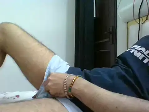 Snapshot of 7_INCH_MONSTER chatting on 10.25.25 7 INCH MONSTER online show from 10.25.25