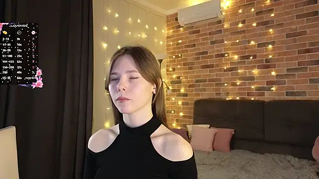 EmiliDen online show from 10.19.25