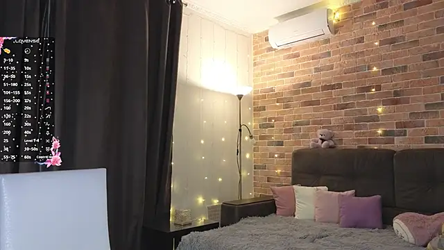 EmiliDen online show from 11.03.25