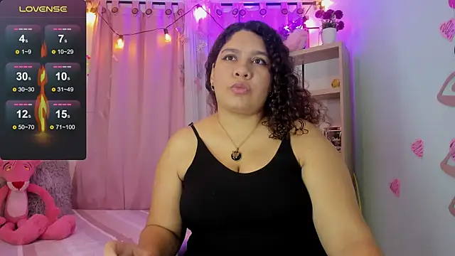 Miia bakeer  online show from 09.10.25