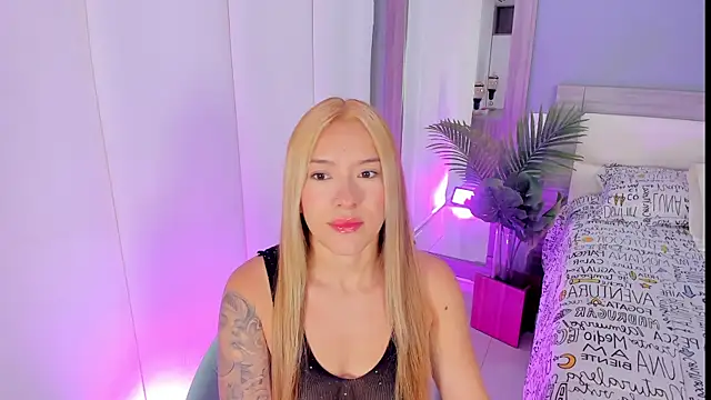 LexxyBunny  online show from 10.10.25