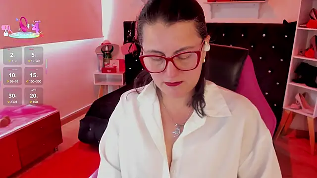 D Martii online show from 09.26.25