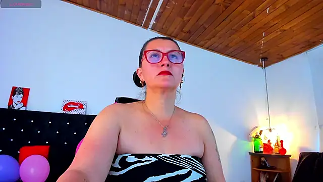 D Martii online show from 11.07.25