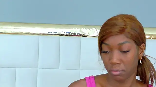 MadeleineHocker online show from 09.30.25