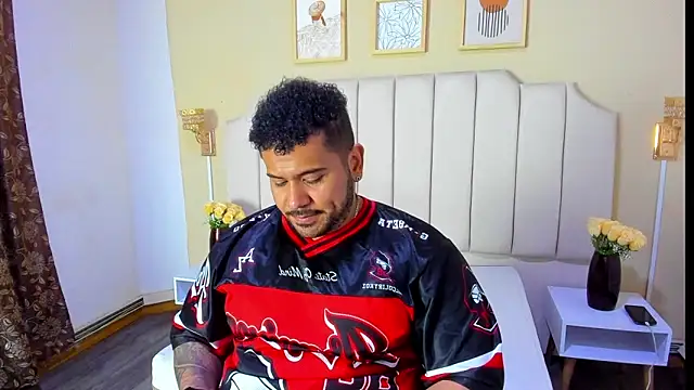 Snapshot of michael_hill1 chatting on 09.30.25 michael hill1 online show from 09.30.25