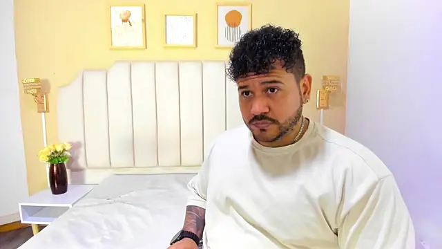 Snapshot of michael_hill1 chatting on 11.07.25 michael hill1 online show from 11.07.25