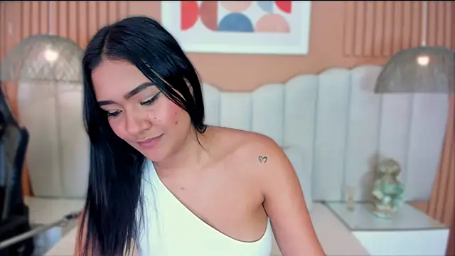 noa moon online show from 12.14.25