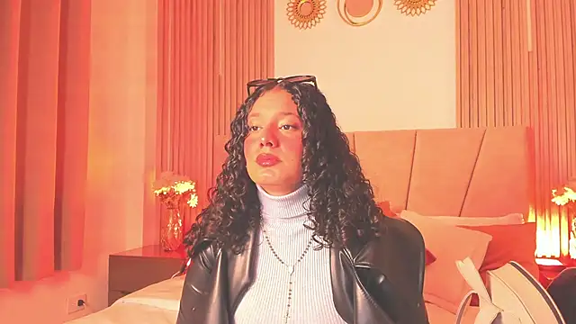 Snapshot of Rachell_Jamess chatting on 09.21.25 Rachell Jamess online show from 09.21.25