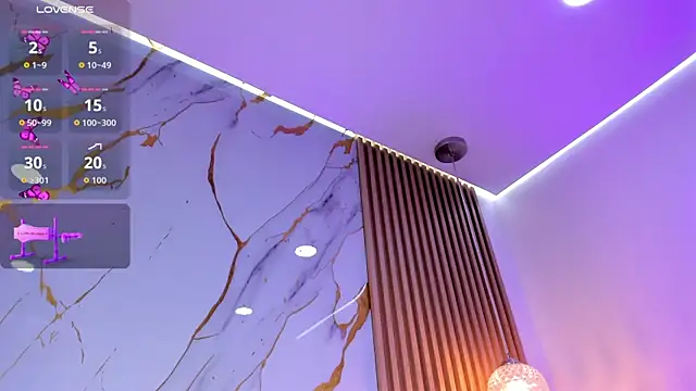 alissaowens  online show from 12.22.25