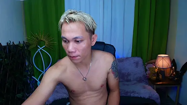 Snapshot of princenavheen chatting on 06.09.26 princenavheen online show from 06.09.26