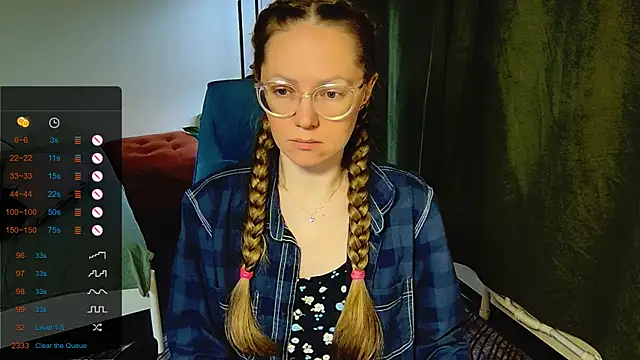 Snapshot of _Goldilocks_ chatting on 09.23.25 Goldilocks online show from 09.23.25