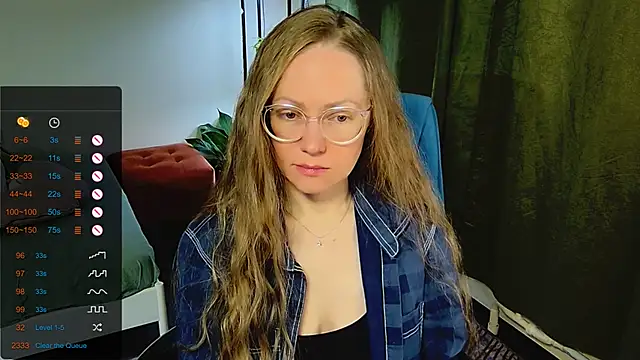 Snapshot of _Goldilocks_ chatting on 09.25.25 Goldilocks online show from 09.25.25