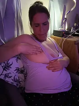 Snapshot of petalsexy chatting on 09.13.25 petalsexy online show from 09.13.25