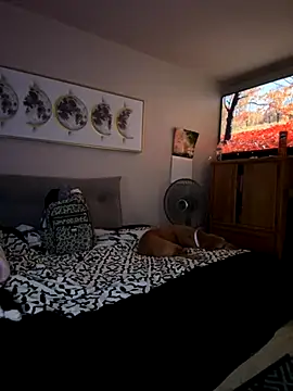 Snapshot of petalsexy chatting on 09.24.25 petalsexy online show from 09.24.25