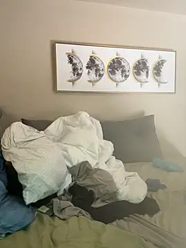 Snapshot of petalsexy chatting on 10.28.25 petalsexy online show from 10.28.25