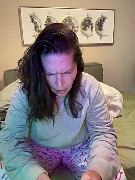 Snapshot of petalsexy chatting on 11.04.25 petalsexy online show from 11.04.25