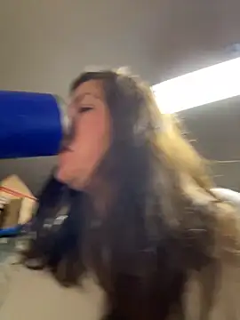 Snapshot of petalsexy chatting on 11.16.25 petalsexy online show from 11.16.25