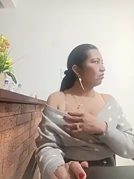 PAULA20- online show from 10.04.25