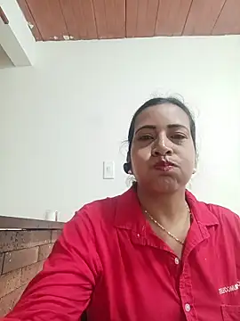 Snapshot of PAULA20- chatting on 10.27.25 PAULA20- online show from 10.27.25