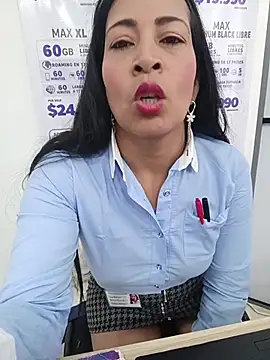 Snapshot of PAULA20- chatting on 12.02.25 PAULA20- online show from 12.02.25