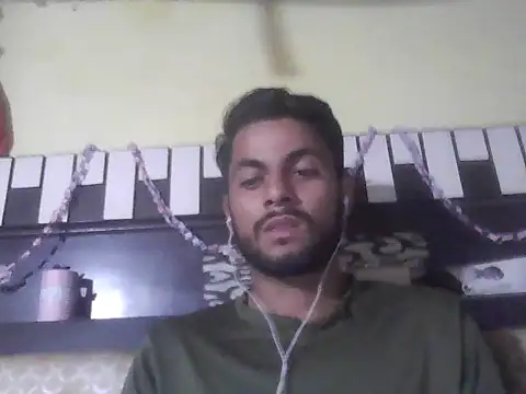 ursdreamperson online show from 11.12.25