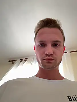 Italy sex boy online show from 09.16.25