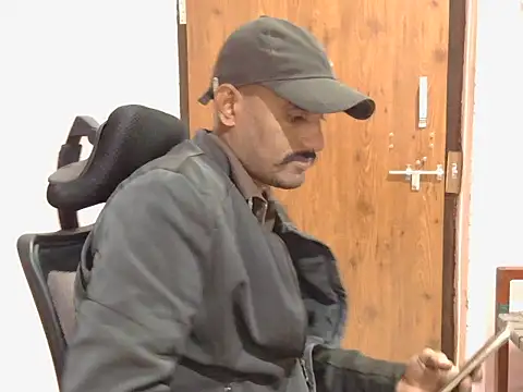 krishjaat43 online show from 12.04.25