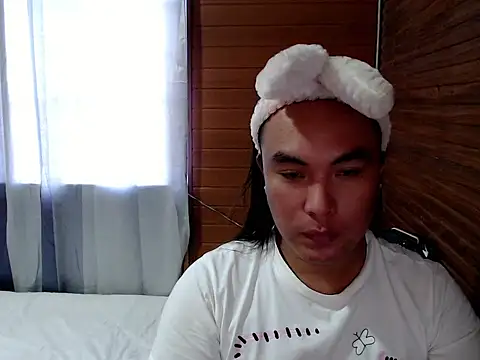 asianayumi online show from 10.12.25