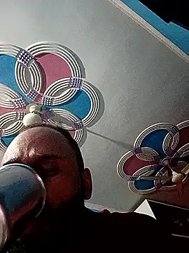 Snapshot of amitkumarkangra chatting on 10.21.25 amitkumarkangra online show from 10.21.25