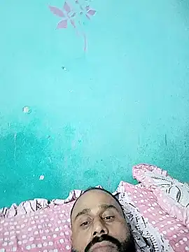 Snapshot of amitkumarkangra chatting on 10.25.25 amitkumarkangra online show from 10.25.25